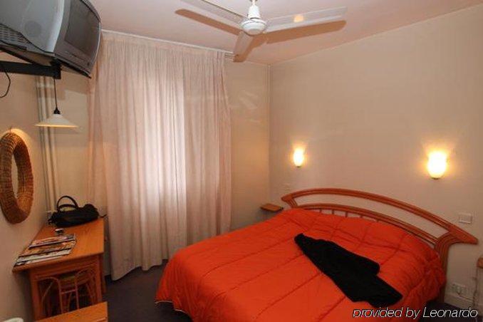 Garden Hotel Toulouse Phòng bức ảnh