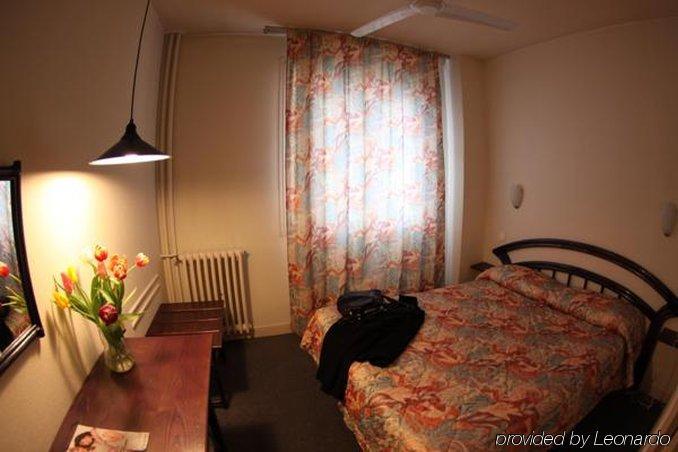 Garden Hotel Toulouse Phòng bức ảnh